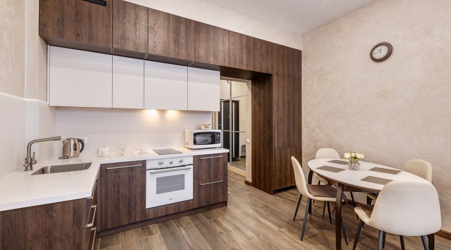 Апартаменты студио 2-местный боковой вид на море корпус АкваDeLuxe