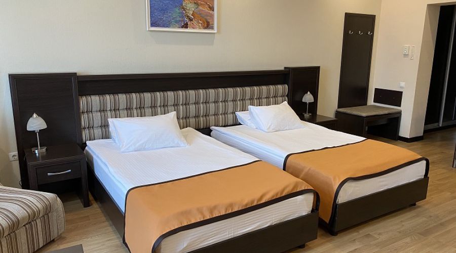 Апартаменты студио 2-местные 1-комнатные вид на город Аквамарин