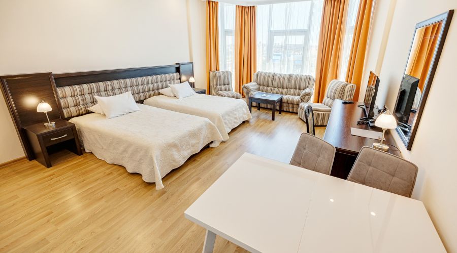 Апартаменты студио 2-местные 1-комнатные вид на город Аквамарин