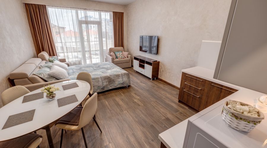 Апартаменты студио 2-местный боковой вид на море корпус АкваDeLuxe