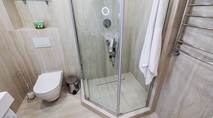 Апартаменты студио 2-местный боковой вид на море корпус АкваDeLuxe