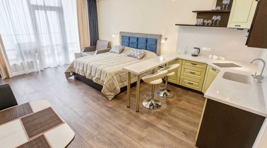 Апартаменты студио 2-местные 1-комнатные 1 линия вид на море АкваDeluxe