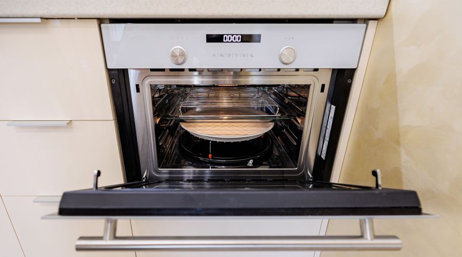 Апартаменты студио 2-местный боковой вид на море корпус АкваDeLuxe