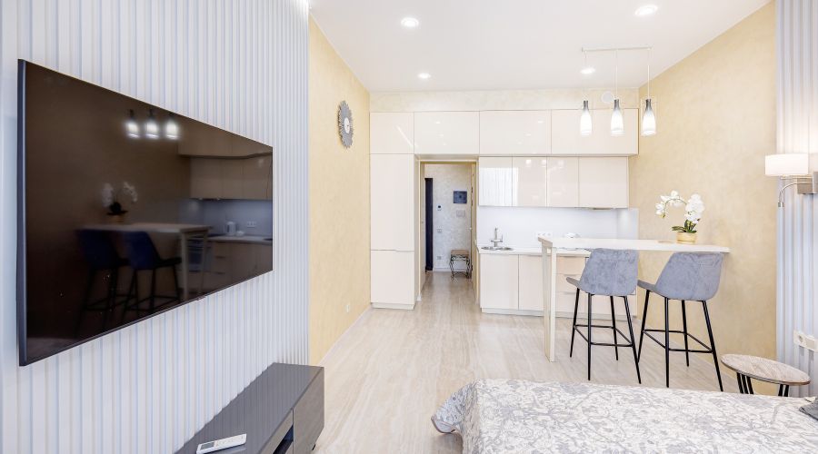 Апартаменты студио 2-местный боковой вид на море корпус АкваDeLuxe