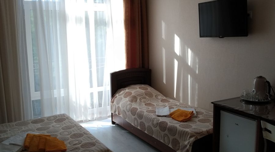 Стандарт 4-местный с балконом