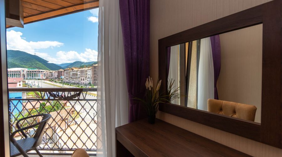 Полулюкс 2-местный с балконом