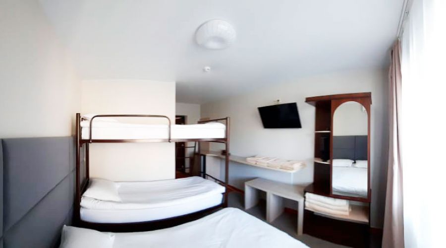 Комфорт 4-местный FAMILY с двухъярусной кроватью