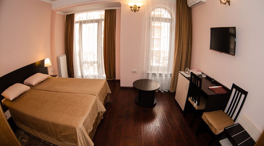 Стандарт 2-местный с балконом 1 комн.