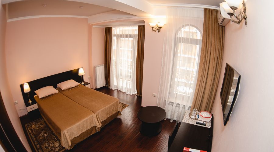 Стандарт 2-местный с балконом 1 комн.