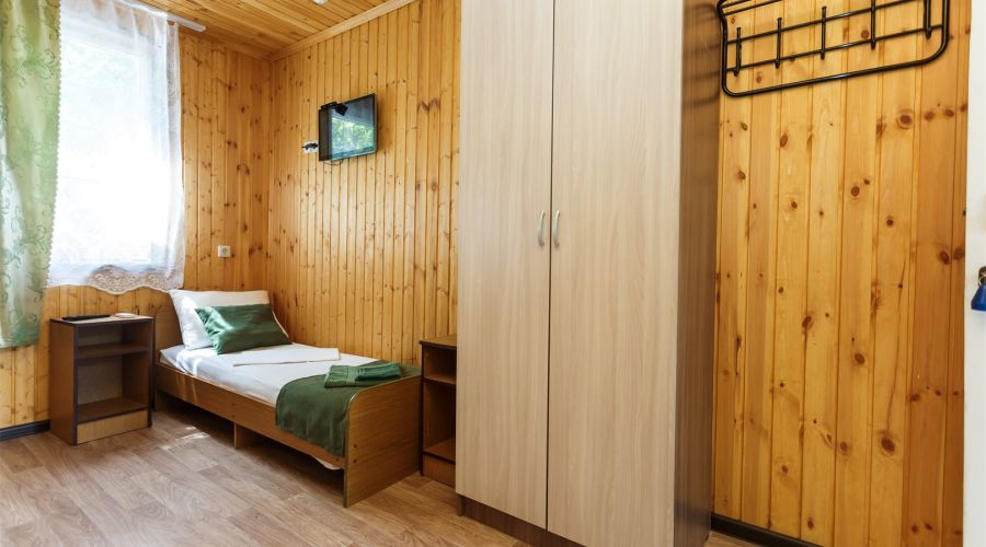 Домик 3-х местный номер в летнем домике