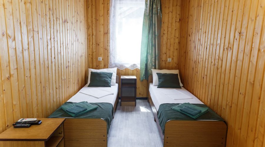 Домик 2-хместный номер в летнем домике