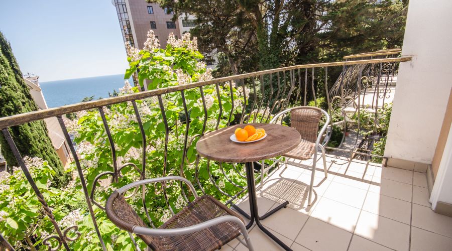 Люкс 3-местный 2-комнатный №2