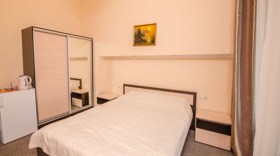 Улучшенный 2-местный 1-комнатый с видом на море №7,№12