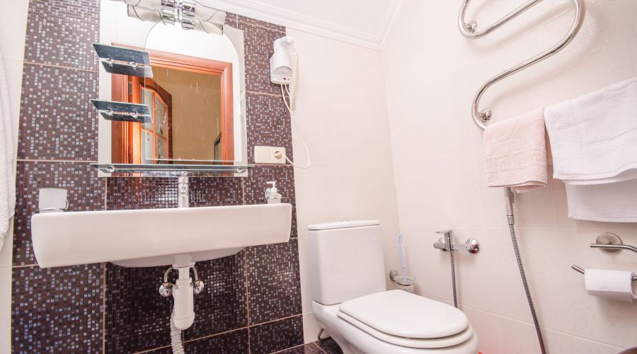 Улучшенный 2-местный 1-комнатый с видом на море №7,№12