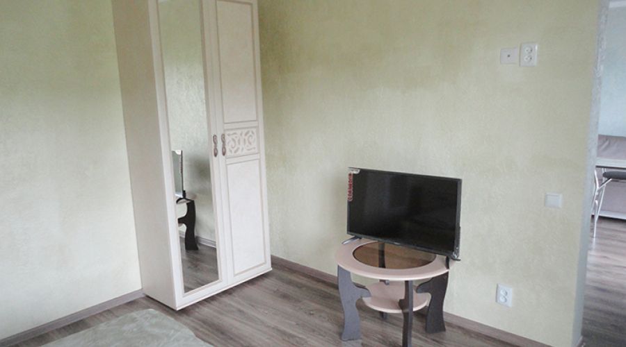 Люкс "2-местный 2-комнатный
с кухней"