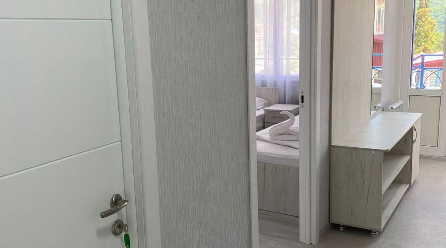 Эконом 3-местный