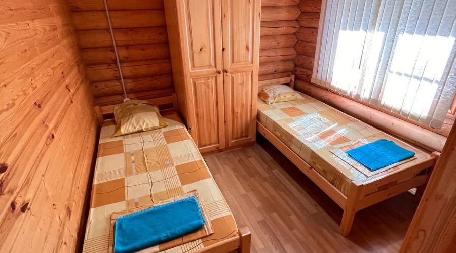 Стандарт в срубе 4-местный 2-комнатный