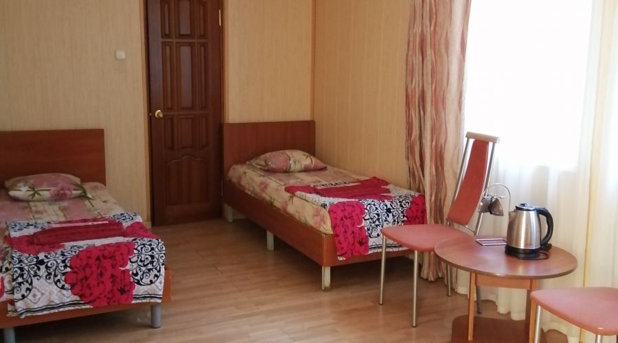 Полулюкс 4-местный 2-комнатный