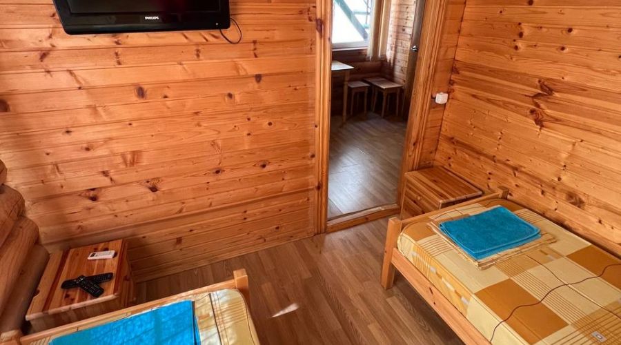 Стандарт в срубе 4-местный 2-комнатный