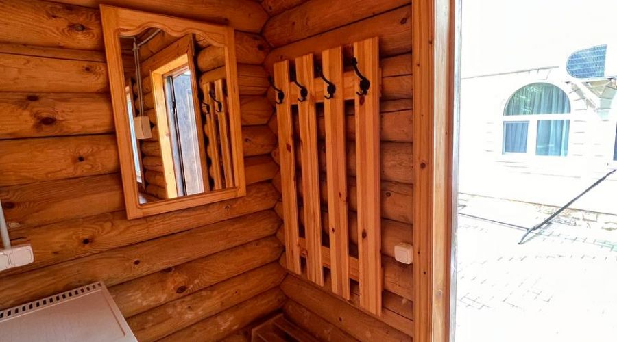 Стандарт в срубе 4-местный 2-комнатный