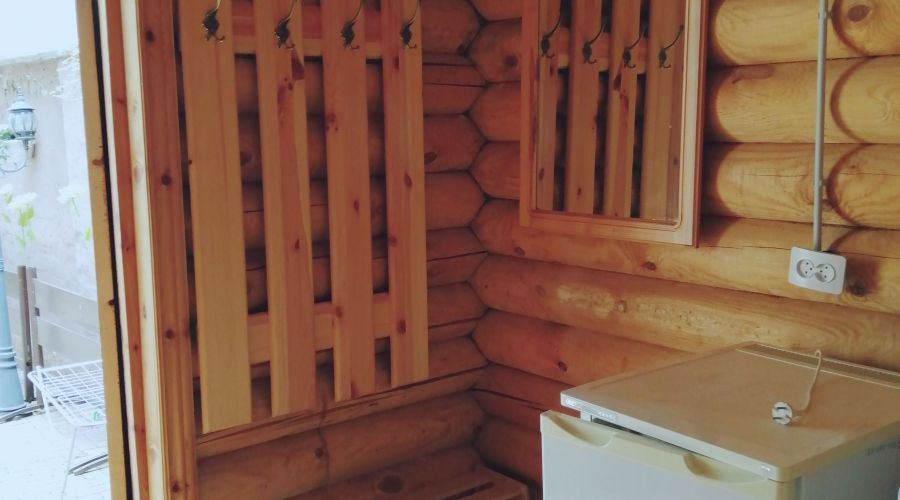 Стандарт в срубе 4-местный 2-комнатный