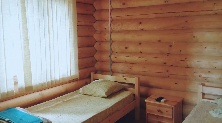 Стандарт в срубе 4-местный 2-комнатный