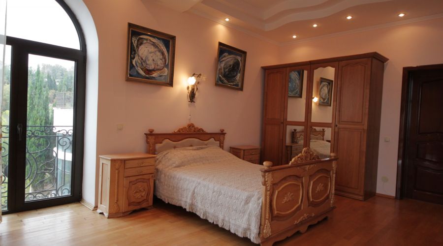 Люкс Queen 2-комнатный 2-местный, корпус вилла