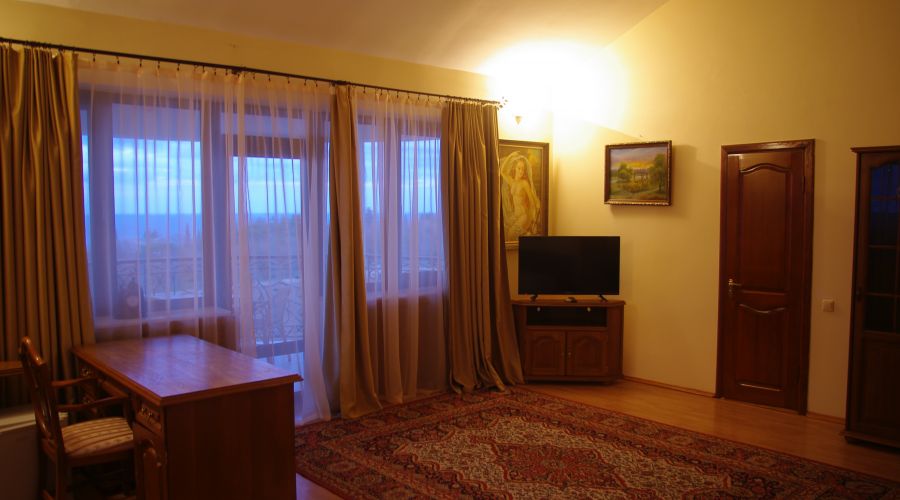 Полулюкс King 1-комнатный 2-местный, корпус вилла