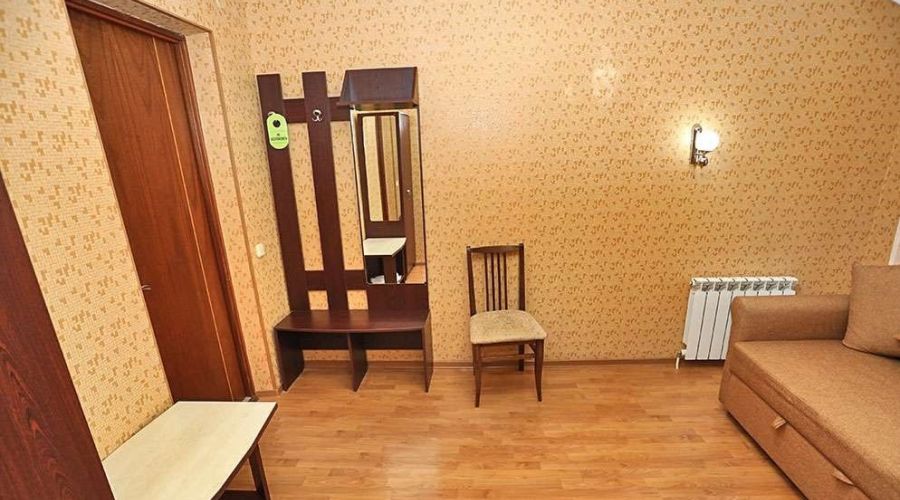 Люкс 4-местный 2-комнатный