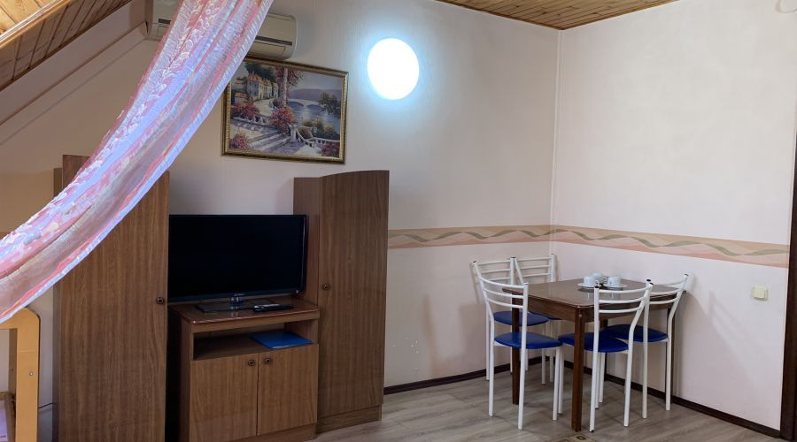 Стандартный 5-местный 2-комнатный