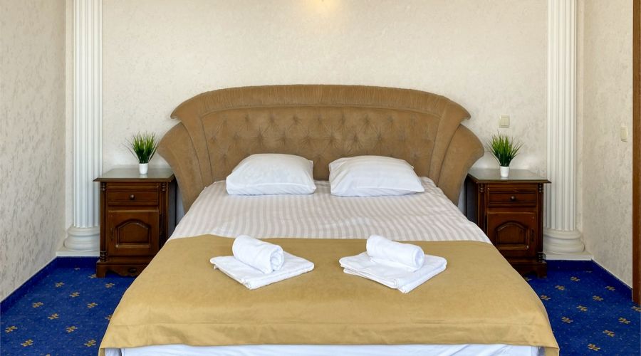 Мансарда 4-местный 2-комнатный