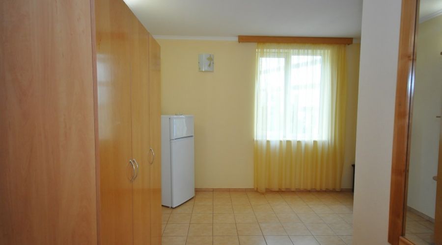 Стандарт улучшенный 2-местный с двуспальной кроватью (корпус 4)