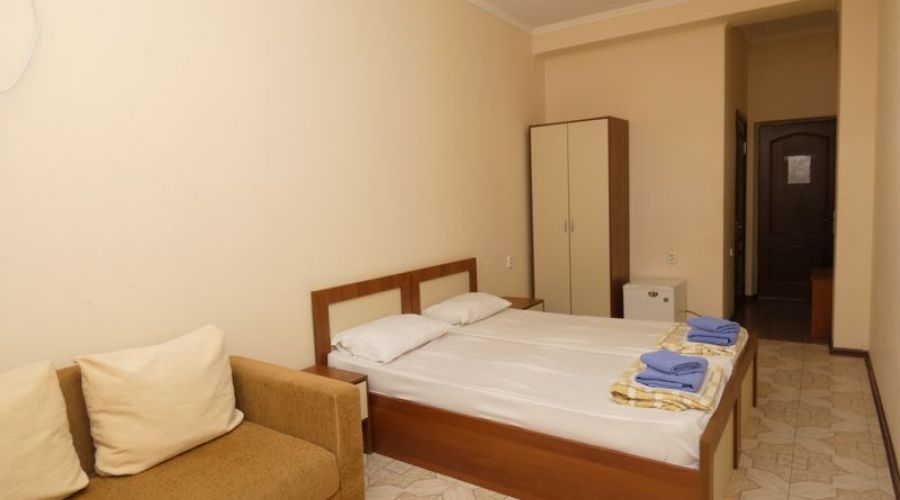 Стандарт Стандарт 3-местный с балконом