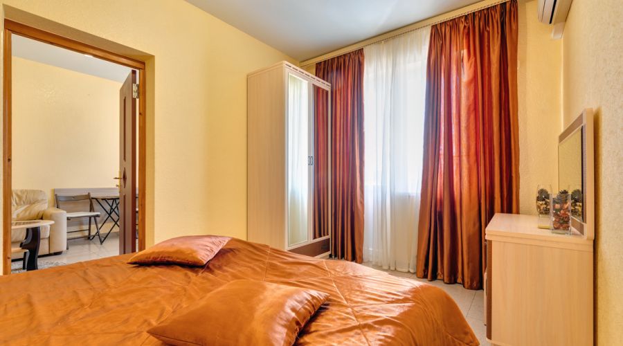 Апартаменты 2-комнатный 4-местный