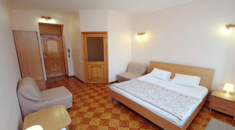 Комфорт Плюс с балконом