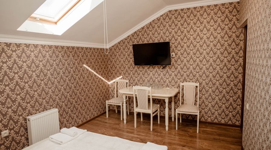 Делюкс семейный 4-местный 2-комнатный