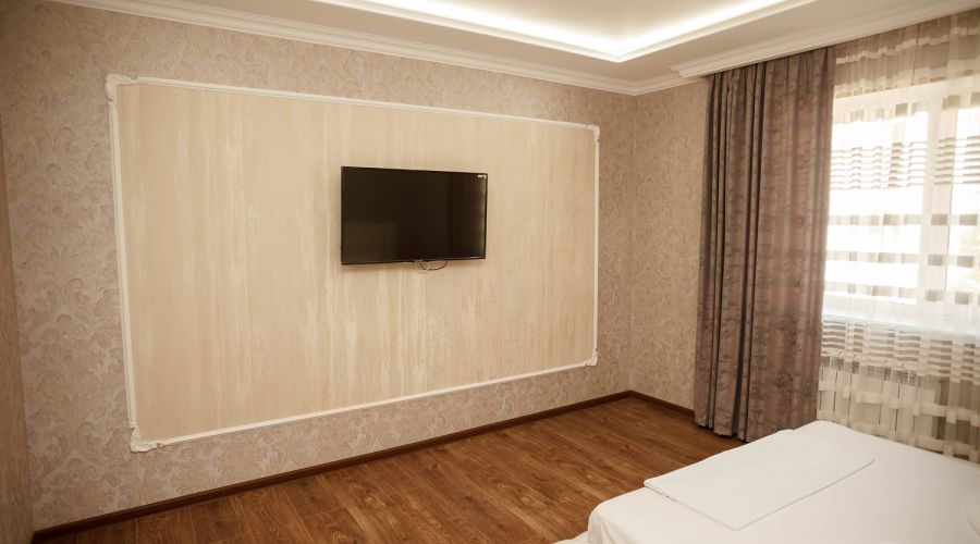 Люкс 4-местный 2-комнатный