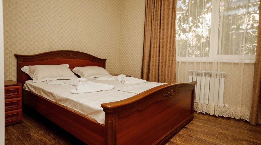 Полулюкс 4-местю 2-комн. с балконом