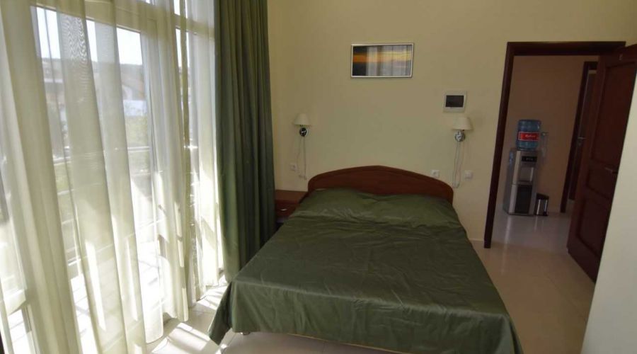 Полулюкс 2-местный с балконом