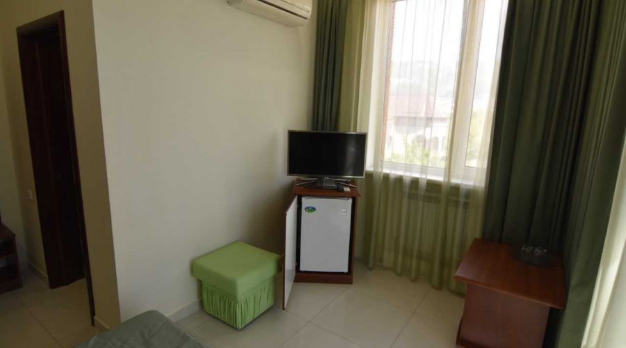 Полулюкс 2-местный с балконом