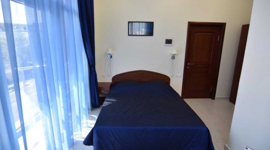 Полулюкс 2-местный с балконом