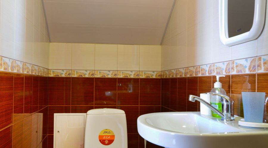 Стандартный 4-местный с балконом