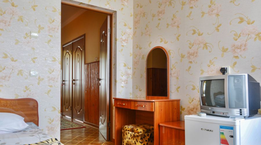 Стандартный 2-местный с двуспальной кроватью