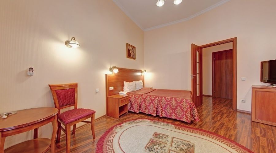 Бизнес  2-местный с большой кроватью