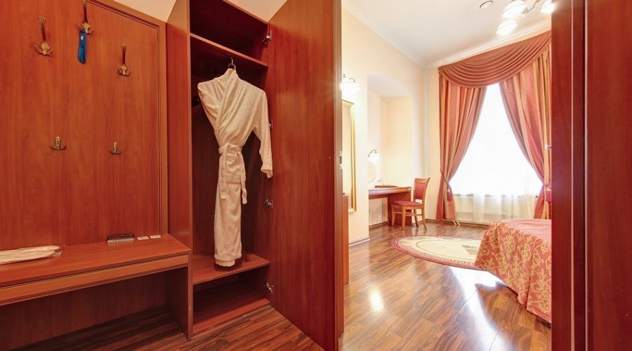 Бизнес  2-местный с большой кроватью