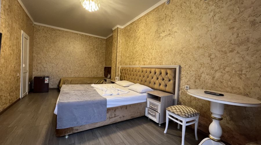 Стандарт 3-местный без балкона