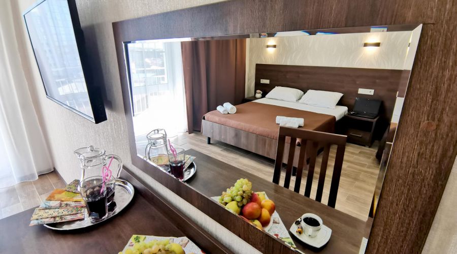 Люкс 2-местный 2-комнатный с балконом