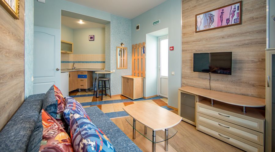 Номер 2-местный 2-комнатный с балконом