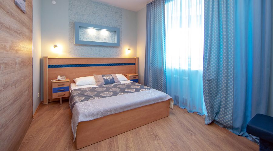 Номер 2-местный 2-комнатный с балконом