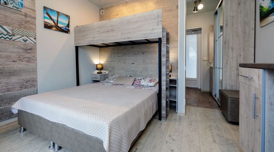 Стандартный плюс 2-местный 1-комнатный с балконом